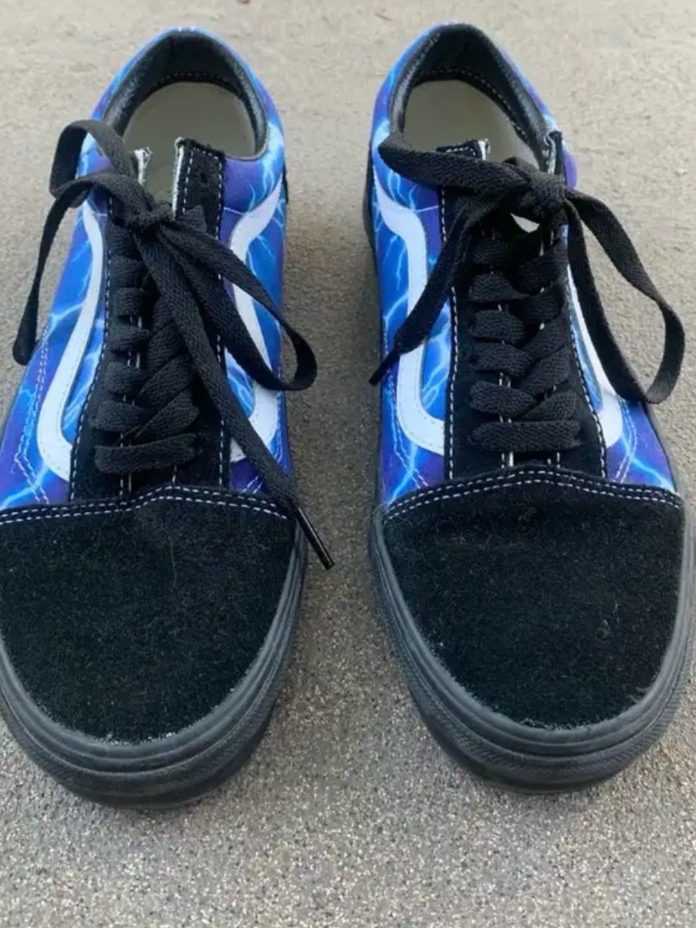 Vans Men’s Black & Blue Lightning Old Skool Sneakers Size 7.5 Men’s 9 Women’s - Picture 2 of 3